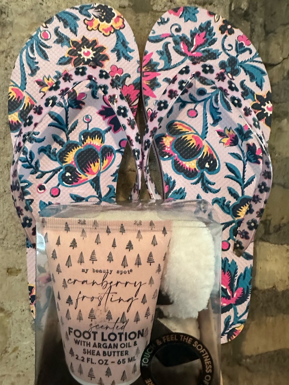 Vera Bradley Pink Floral Flip Flops with Teal Accents and Foot Spa Set